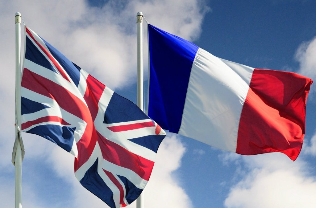 Britain and France sign new security deal to protect against Channel terror threat