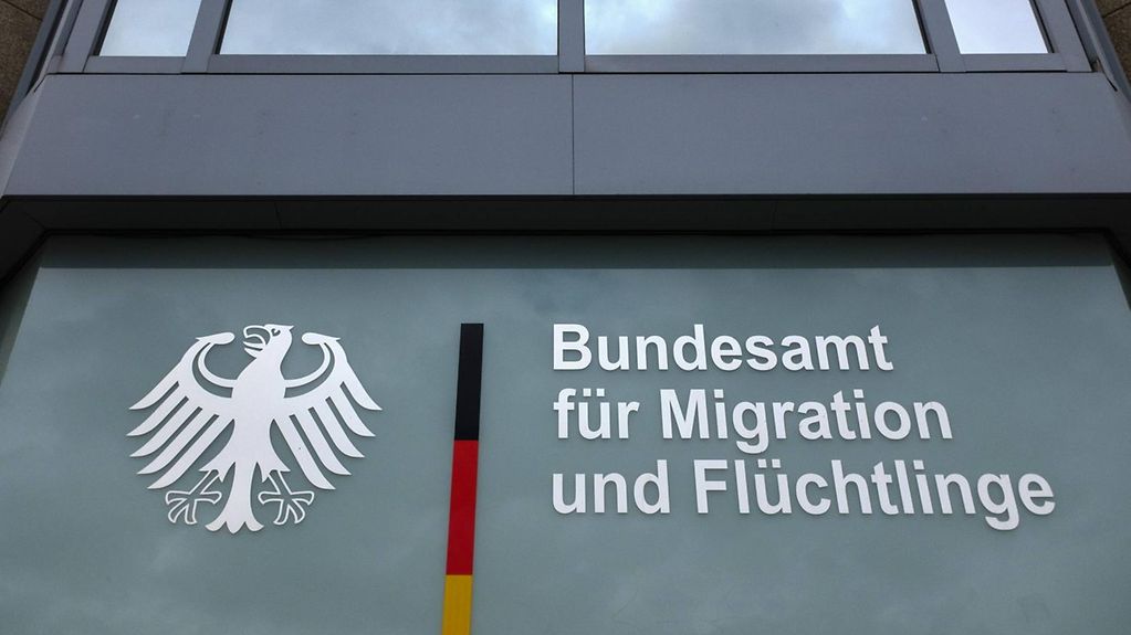 The German government faces intense pressure on migration